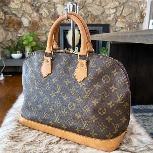 LOUIS VUITTON Monogram Alma PM Handbag Satchel - Picture 5 of 13